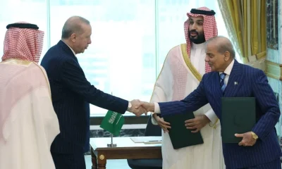 Türkiye, Suudi Arabistan ve Pakistan üçlü savunma anlaşması imzaladı..
