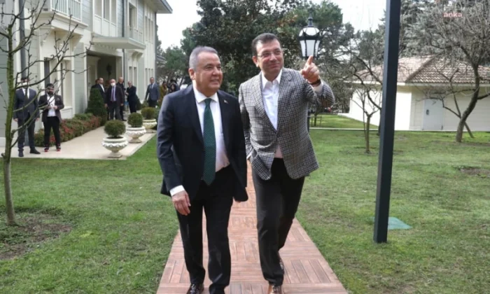 Böcek aday gösterilmesi karşılığında İmamoğlu’na 15 milyon Euro verdiğini açıkladı!.