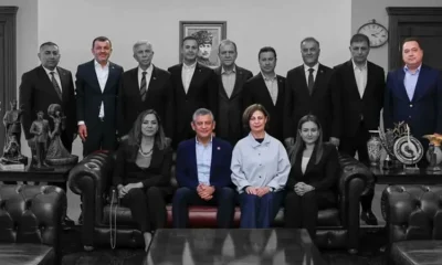 CHP’li Büyükşehir Belediye Başkanları Ekremcilere koltuk değneği olmadı!.