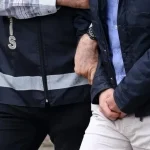 Çiftçiden 5 liraya alıp vatandaşa 100 liraya ürün satan çakallar tutuklandı!.