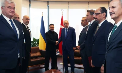 Zelensky Rusya ile Türkiye’de barış masası kurmaya hazır olduklarını açıkladı..