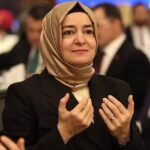 Fatma Betül Sayan Kaya AK Parti’den ihraç edildi!.