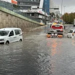 İstanbul’da eğitime şiddetli yağış ve fırtına engeli!.