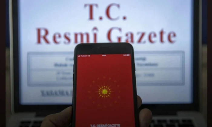 Fon skandalı Bakan Yardımcısını koltuğundan etti!.