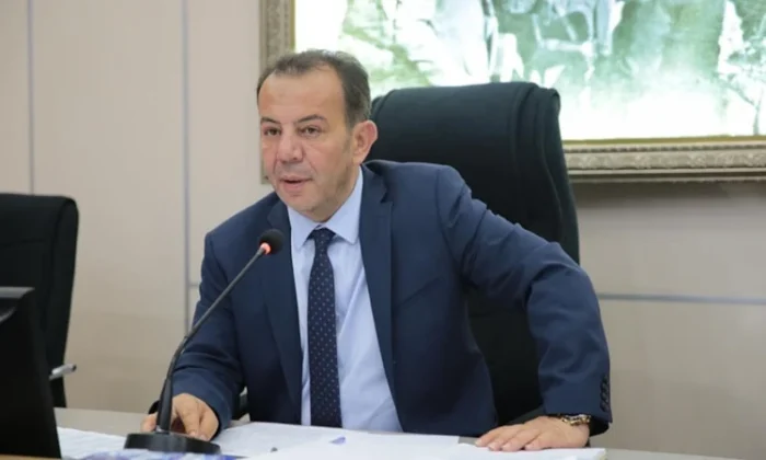 CHP’li Tanju Özcan yolsuzluktan 7 yıl 3 ay hapse mahkûm edildi!.