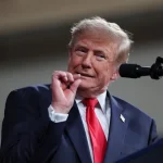 Trump İran’a yakın zamada saldırı olmayacağını açıkladı..